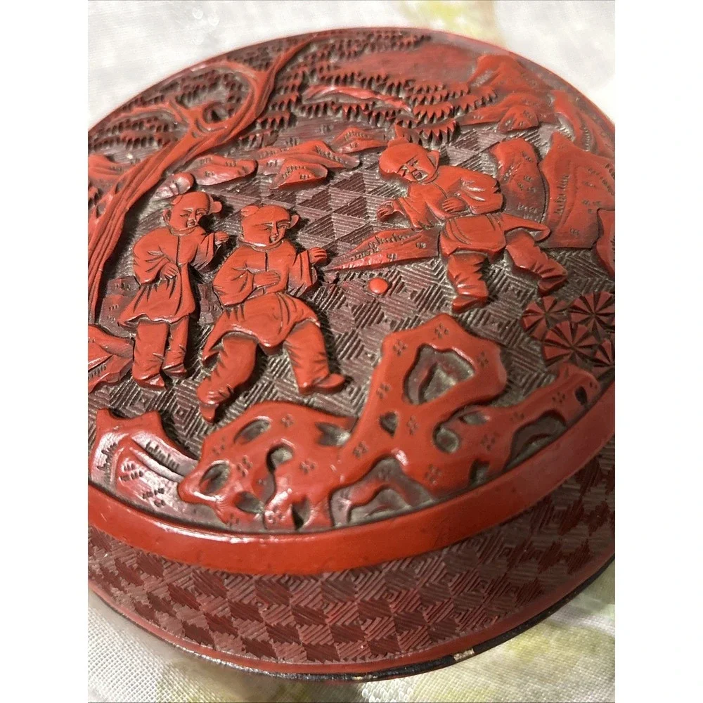 4.5 Old Chinese Handcarved Red lacquerware Character‎ Landscape jewelry box